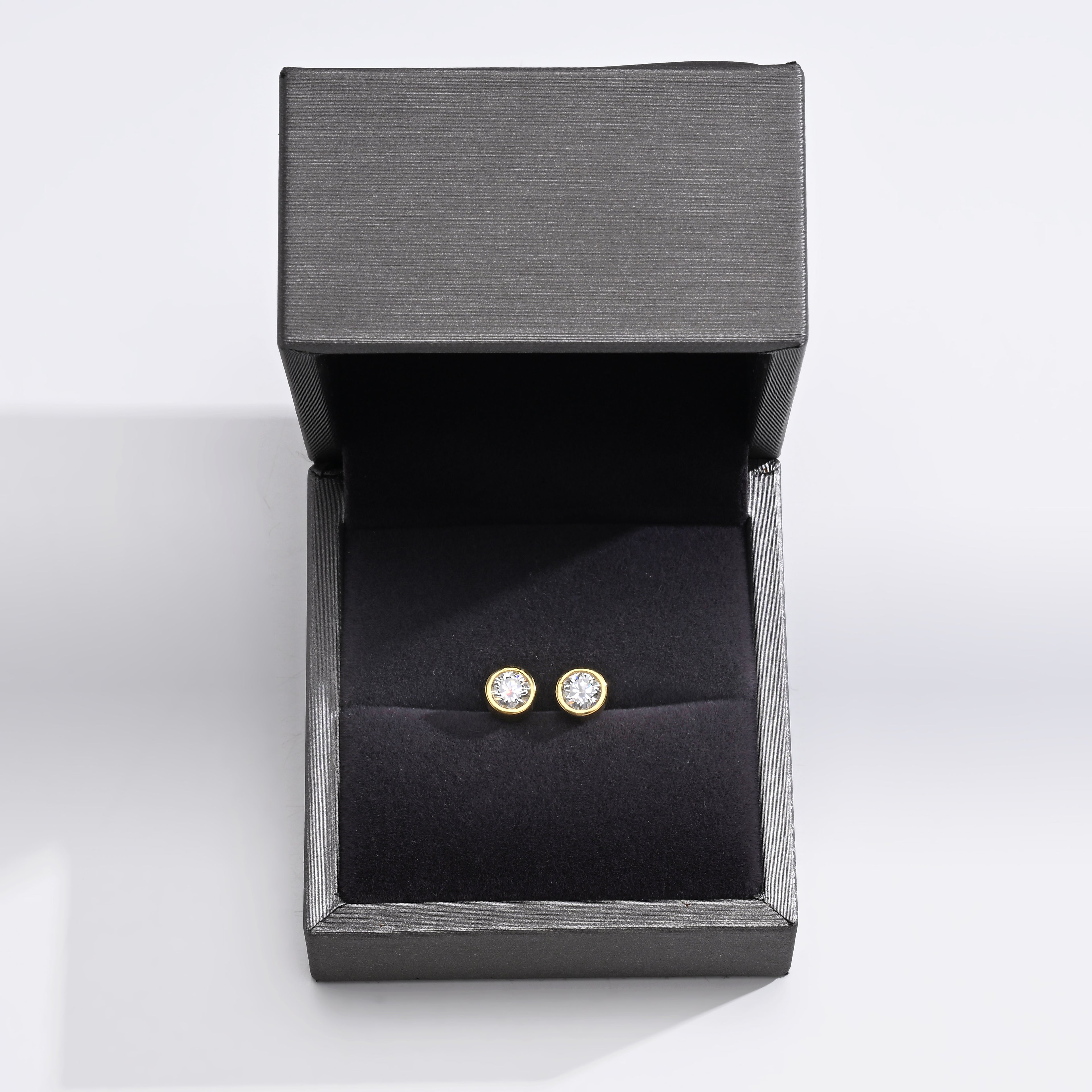 925 Silver Moissanite Earrings D Color VVS1  1 CT