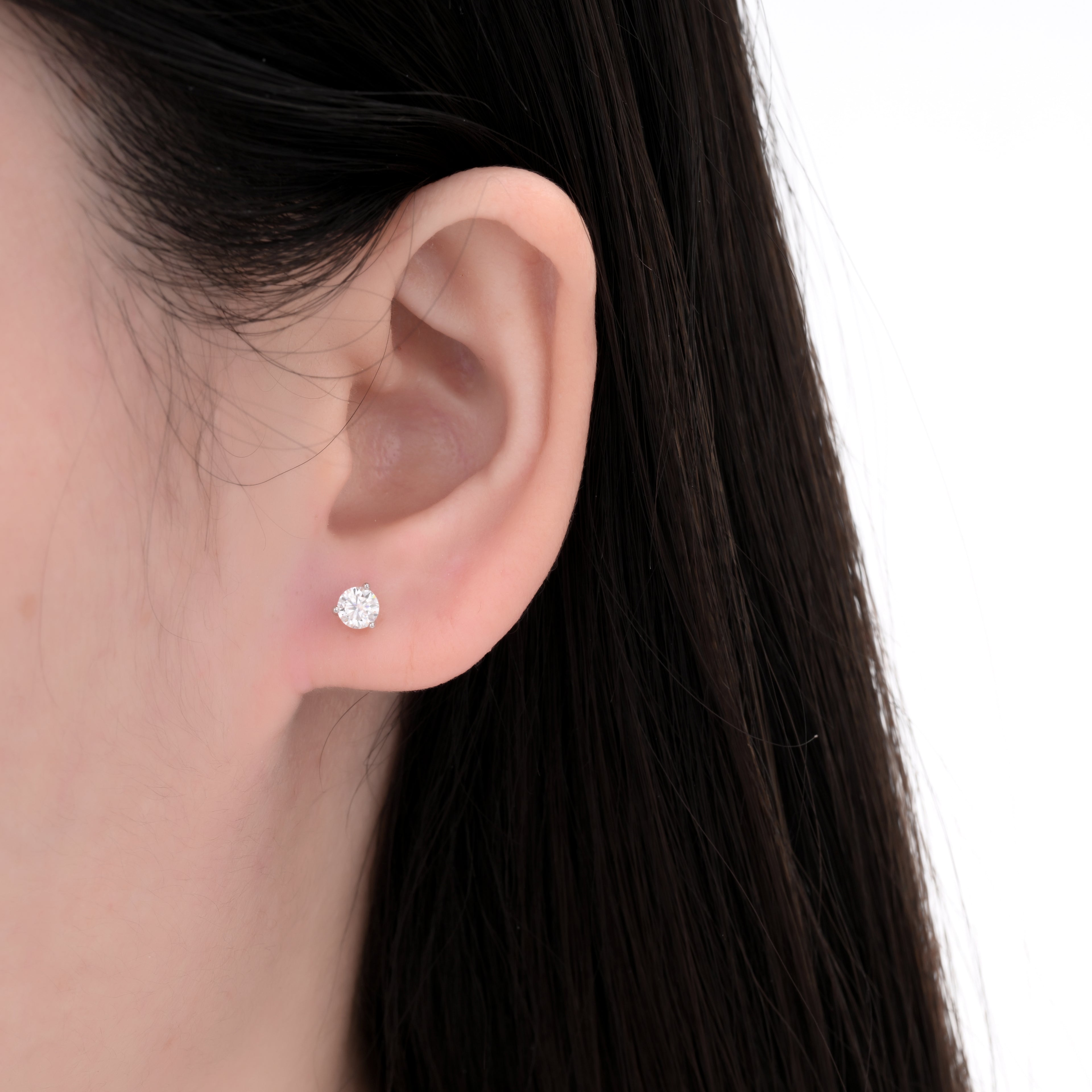 925 Silver Moissanite Earrings Round 4MM D Color VVS1  0.6 CT