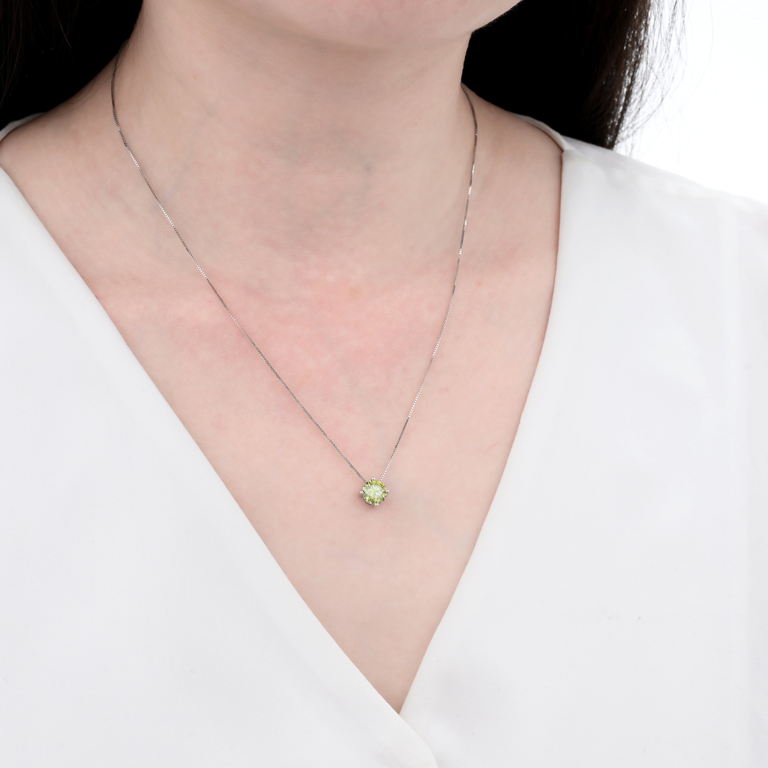 925 Silver Moissanite Necklaces Round 1.0 CT. VVS1 D
