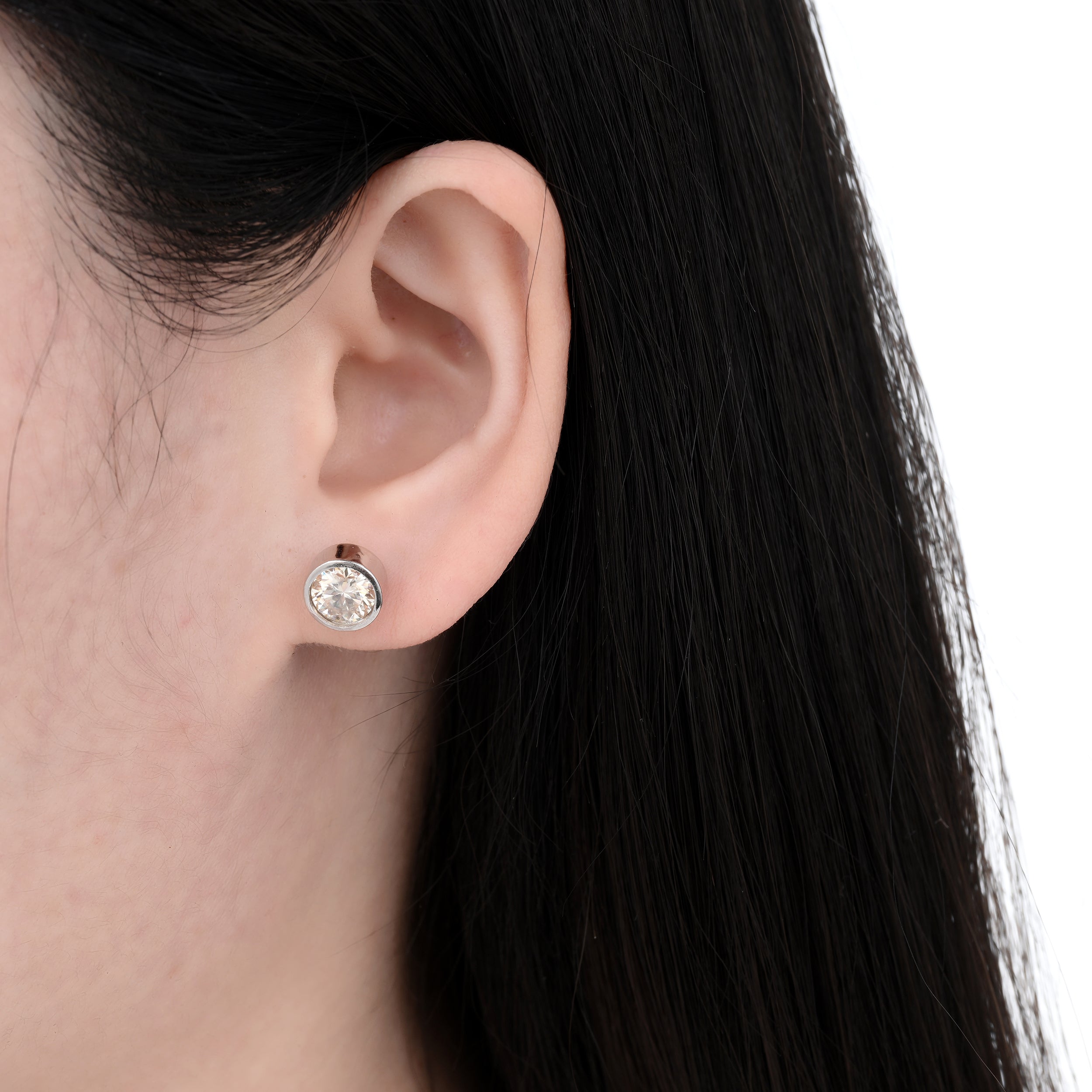 925 Silver Moissanite Earrings Round 2.0 CT. VVS1 D